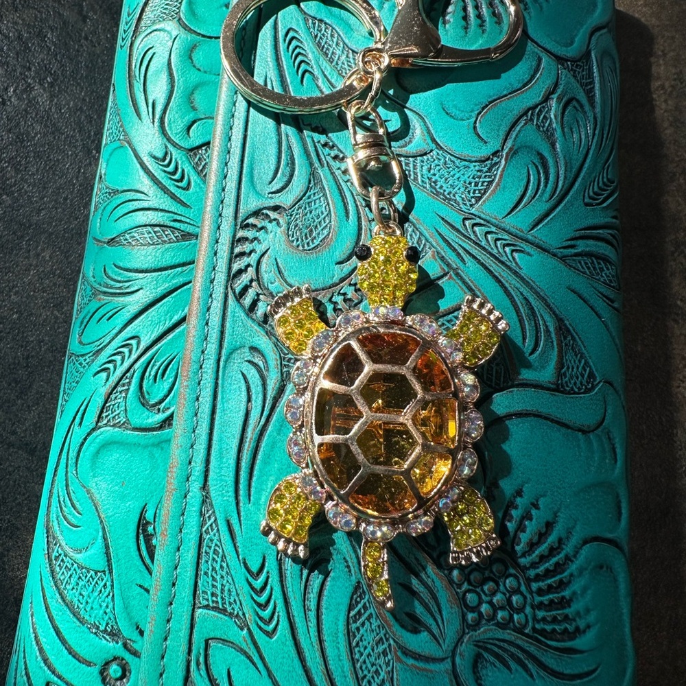 Turtle Keychain bag charm amber and gold toned nip